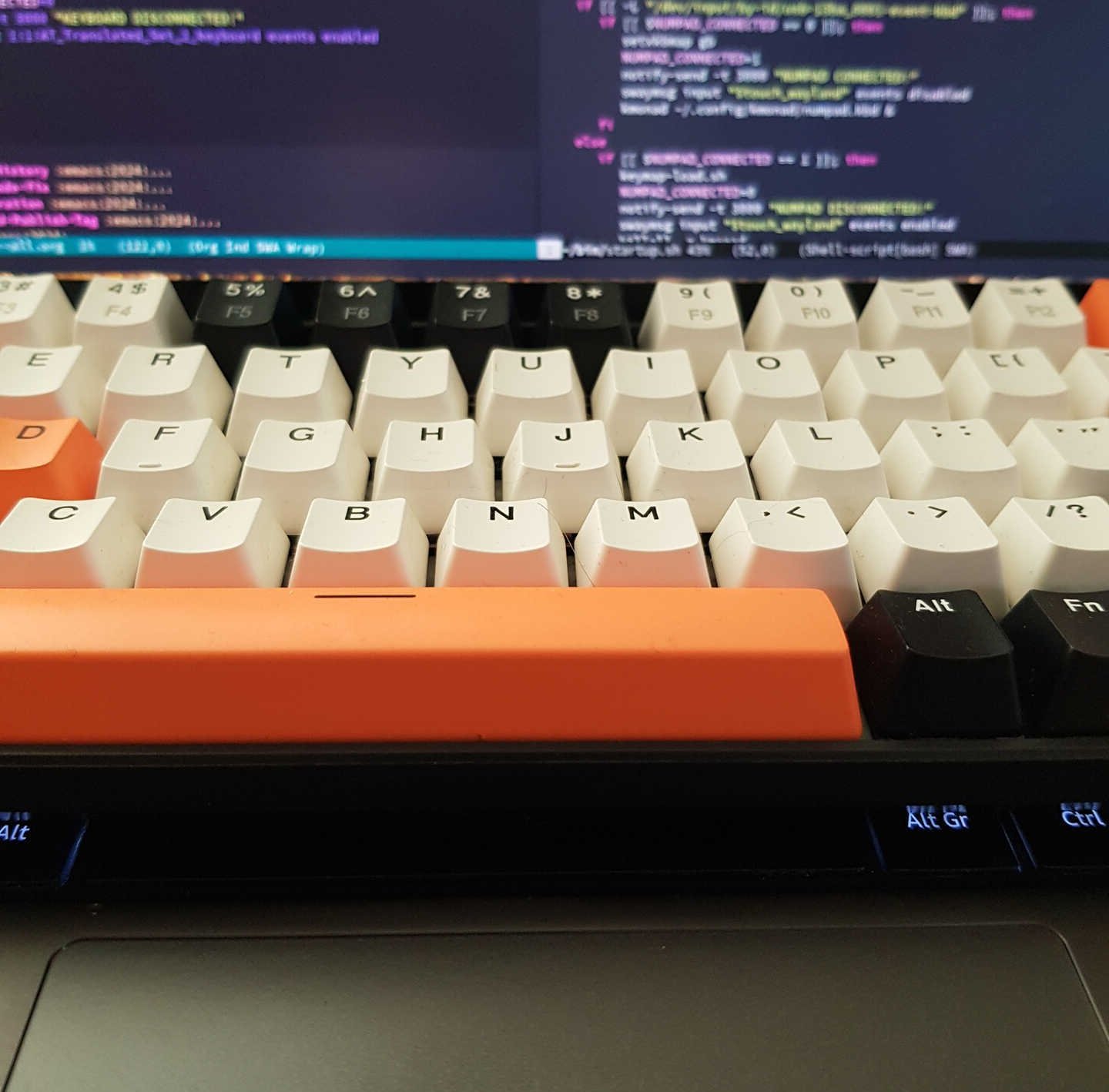 20240414121636-emacs--Using-A-Mechanical-Keyboard-On-A-Laptop.jpg